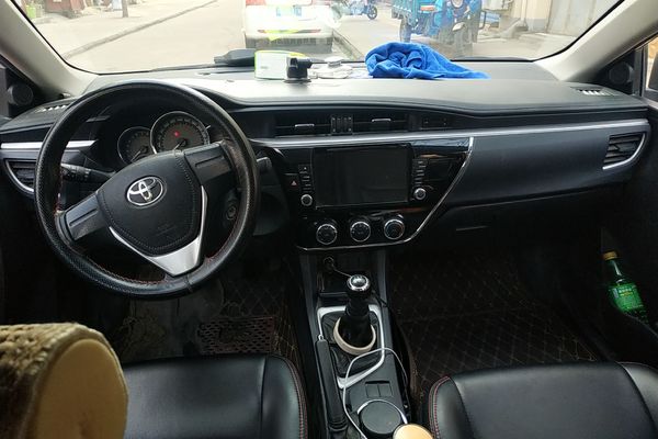 2016 Toyota Corolla  1.6L MT GL
