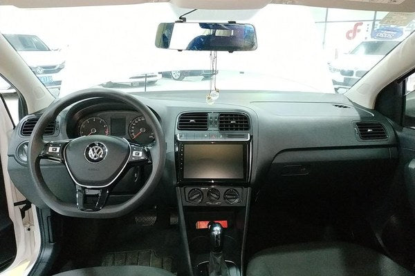 2019 VW POLO 1.5L AT