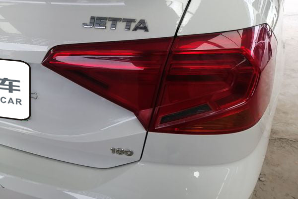 2018 VW  Jetta  1.5L AT